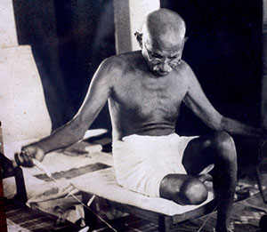 Gandhi, héros universel, guerrier de la paix